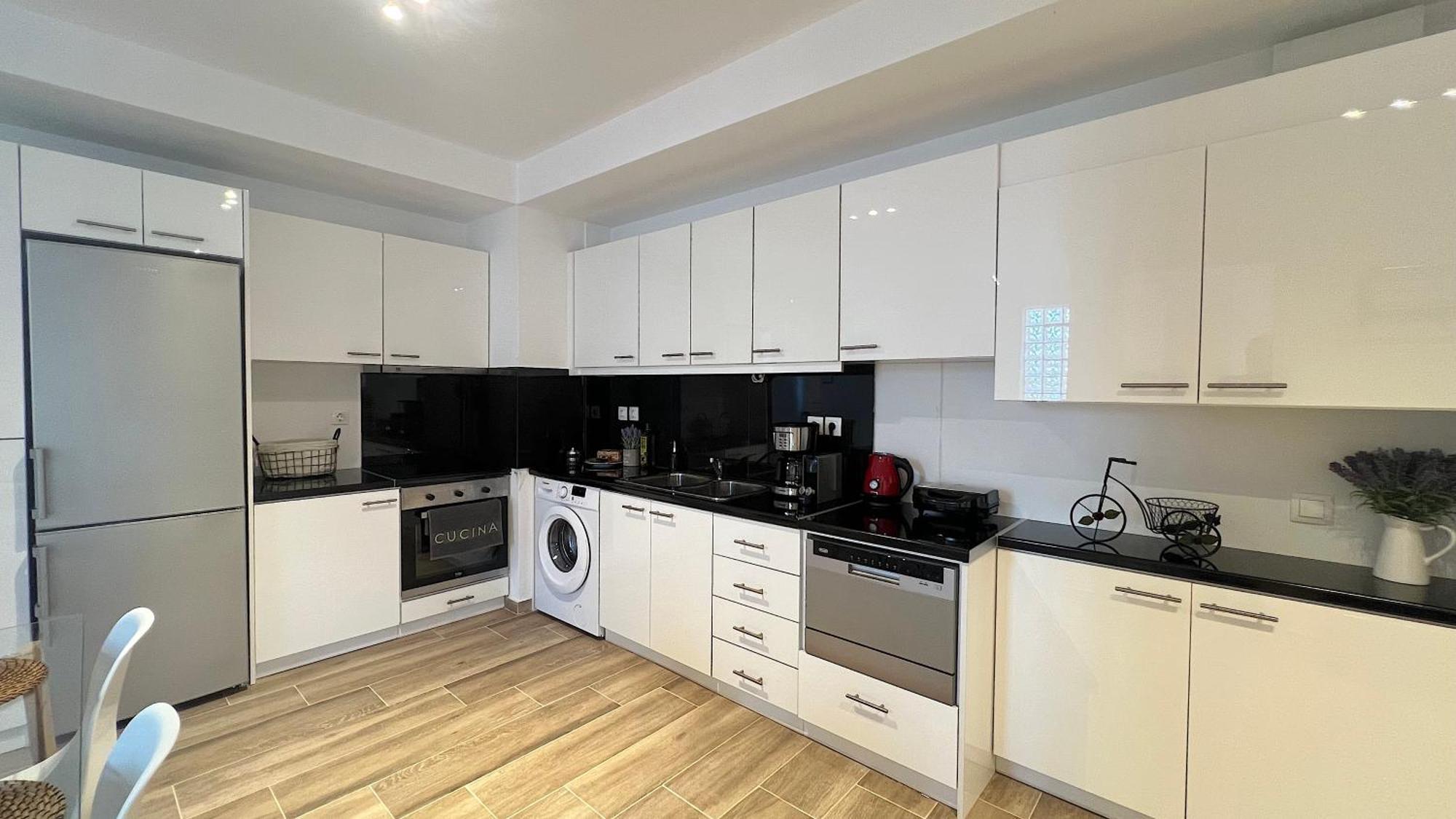 Pentelis Cozy In Paleo Faliro Apartment *