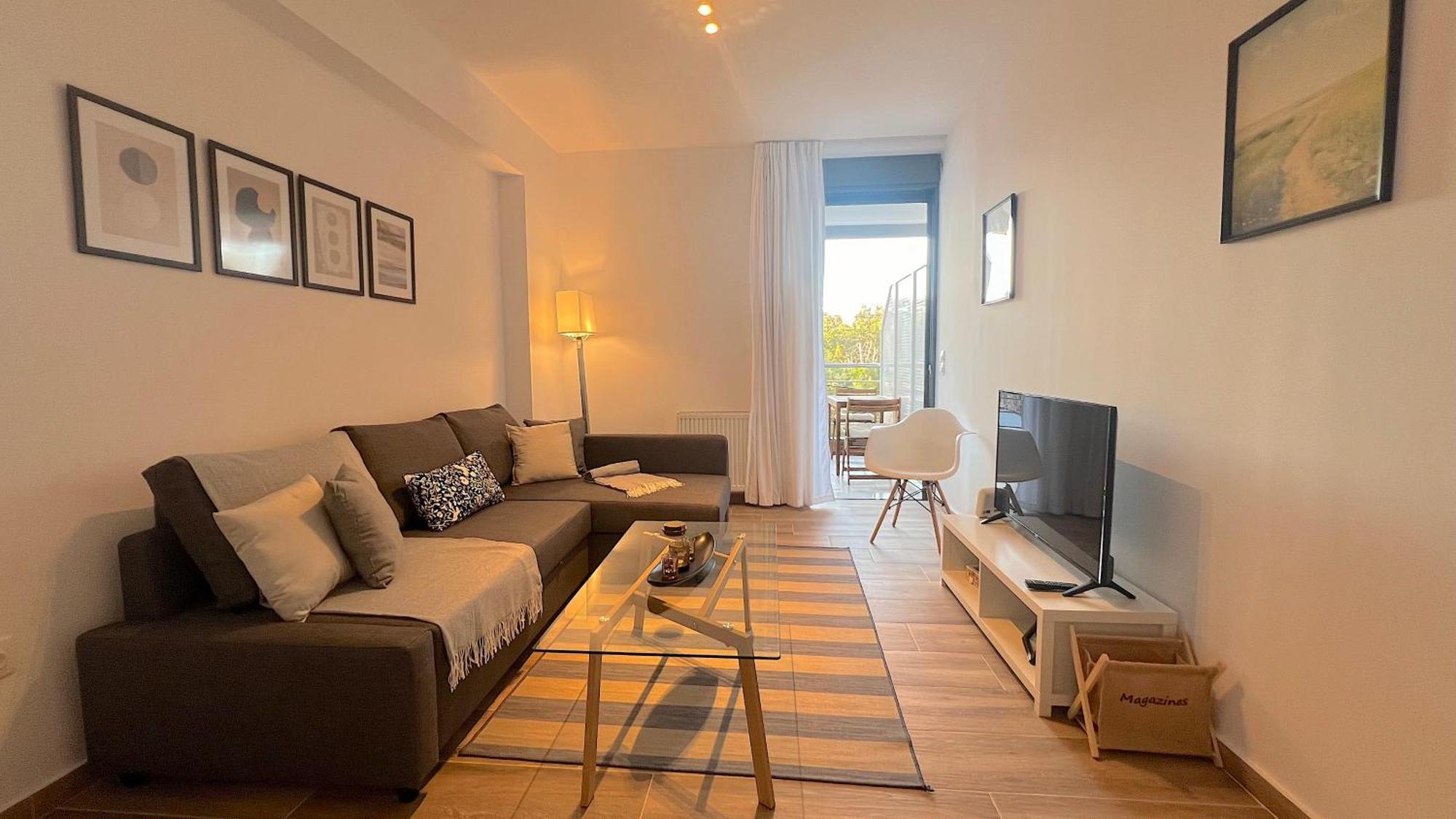 Pentelis Cozy In Paleo Faliro *