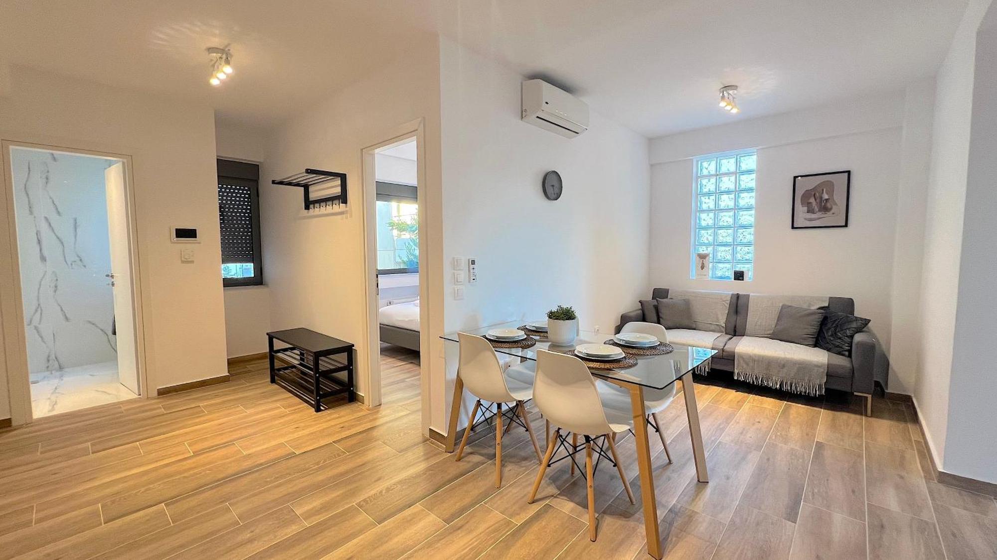 Pentelis Cozy In Paleo Faliro Apartment *